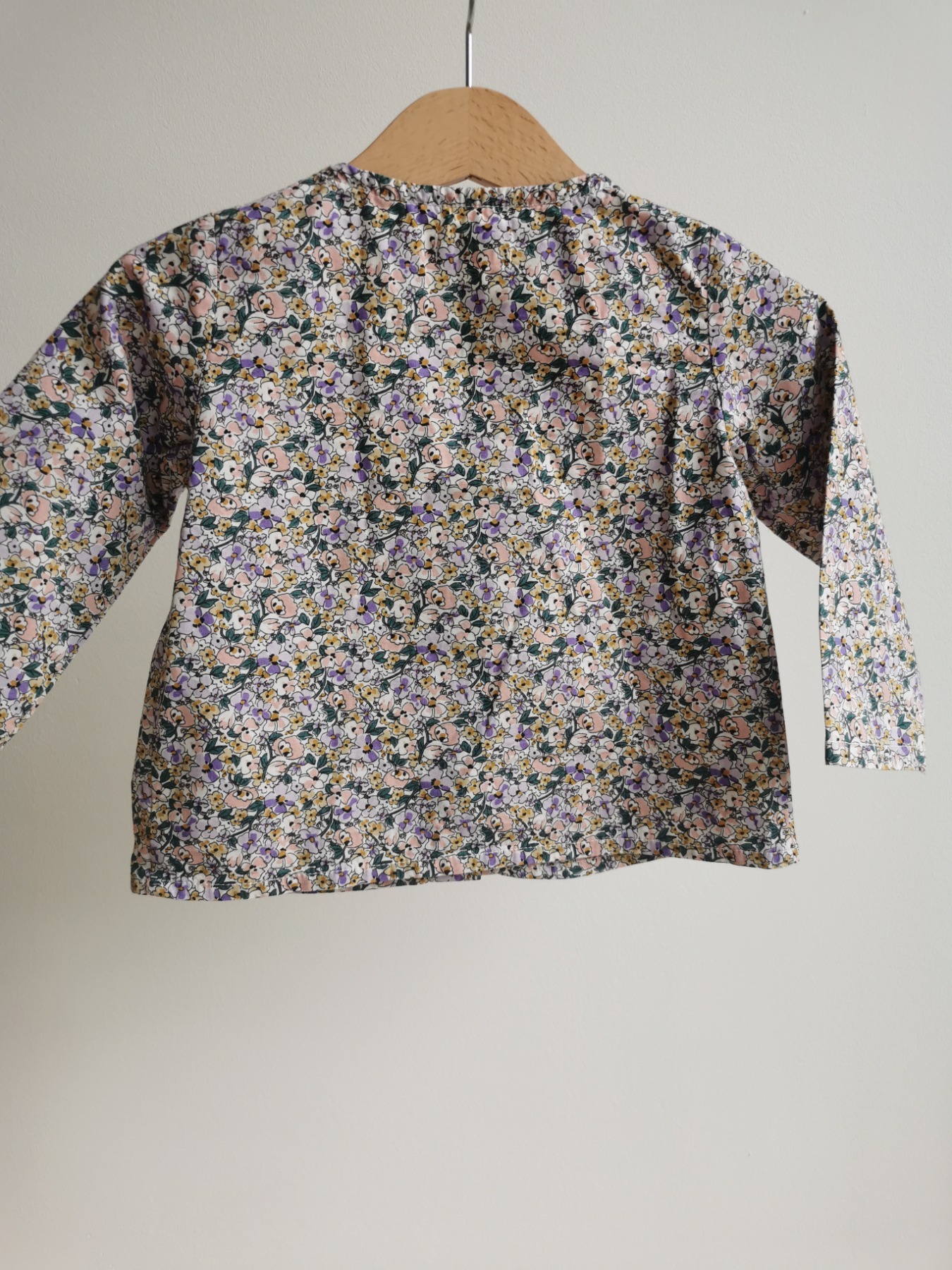 Bluse mit Blumenmuster - Größe 80 3