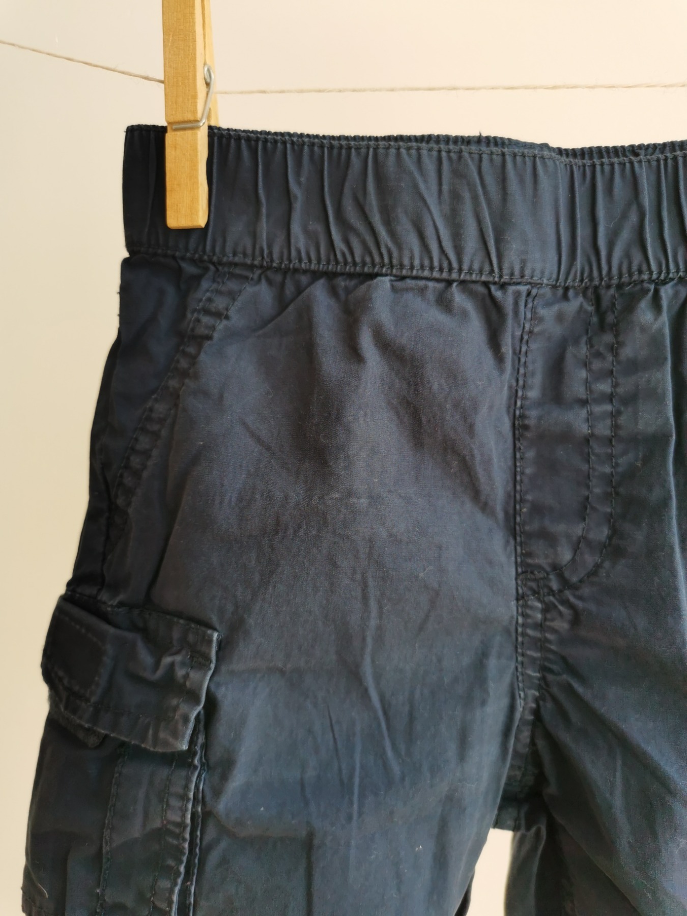 Leichte Shorts mit Taschen - Größe 80 2