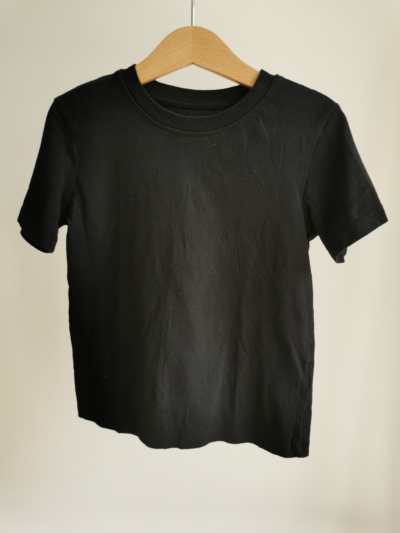 Basic T-Shirt - Größe 110/116