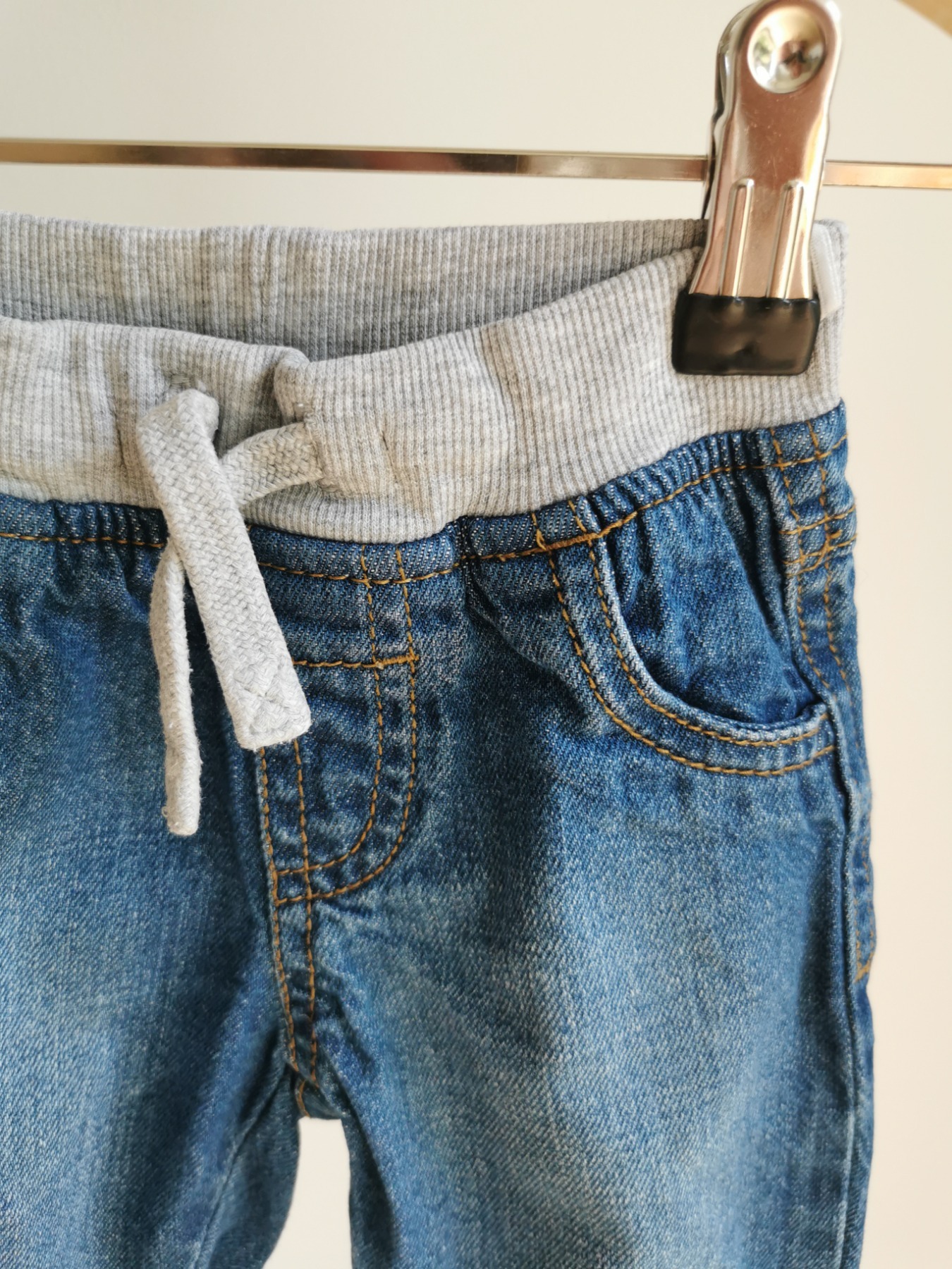 Jeans mit Bündchen - Größe 74 2