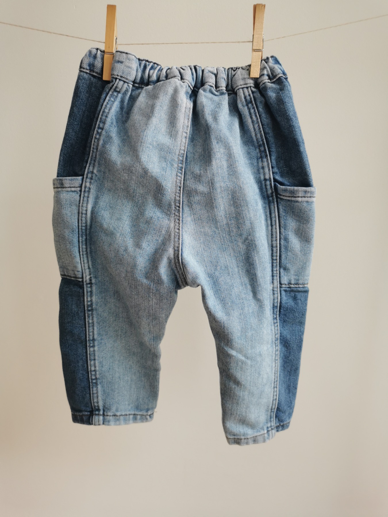 Jeans mit weitem Schnitt - Größe 86 3