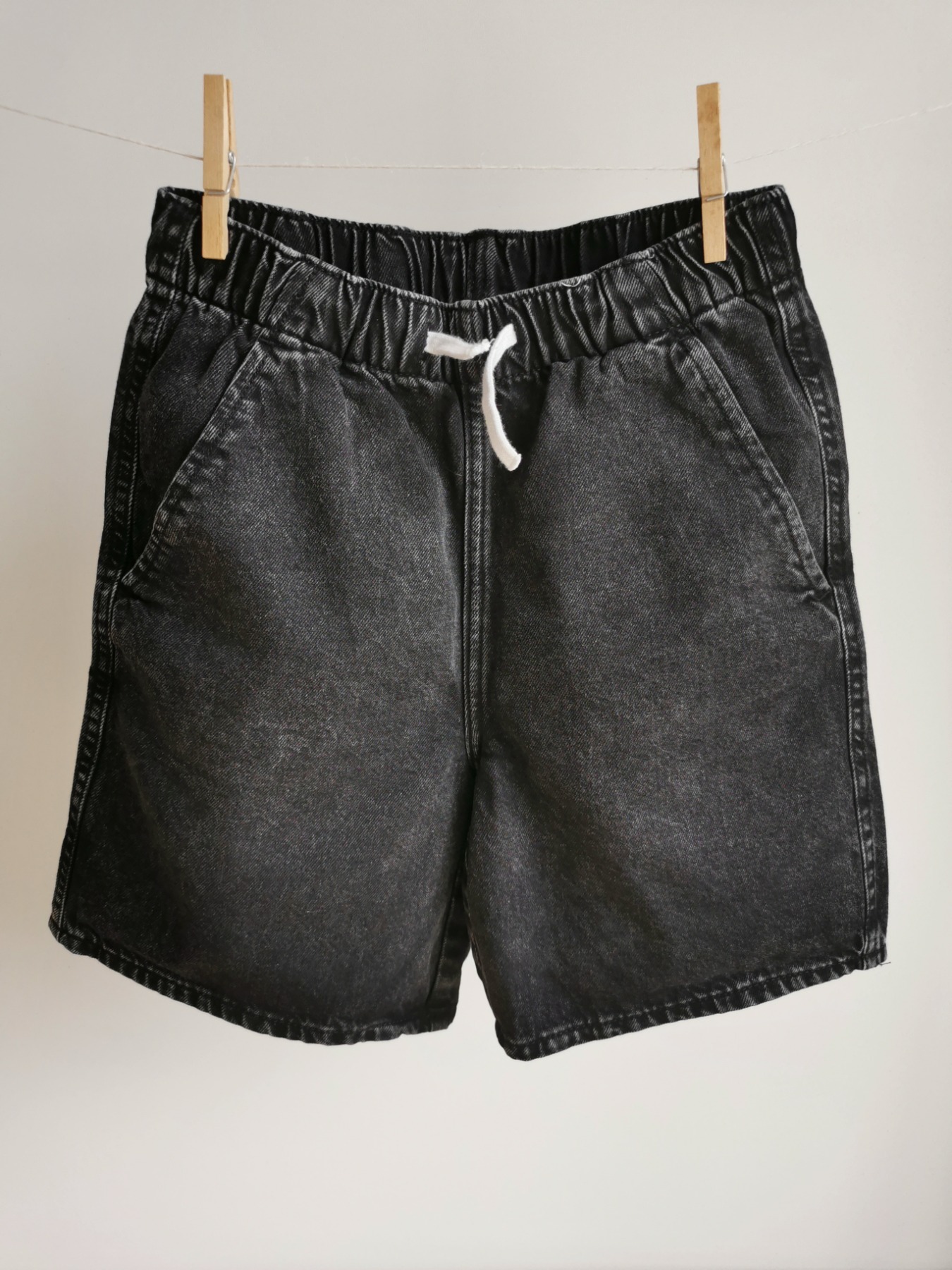 Jeans-Shorts mit weitem Bein - Größe 134
