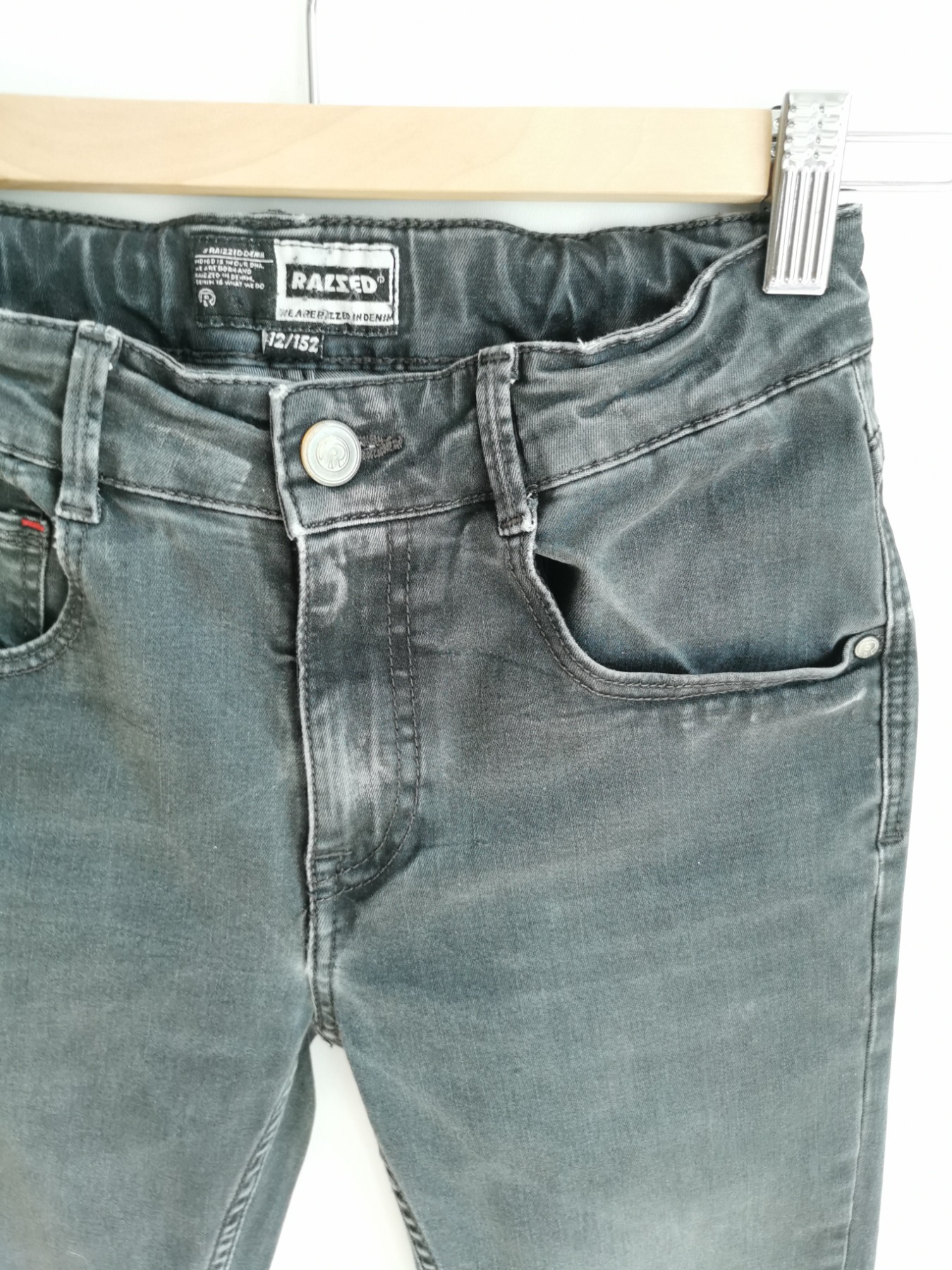 Schmale Jeans im Used-Look - Größe 152 2