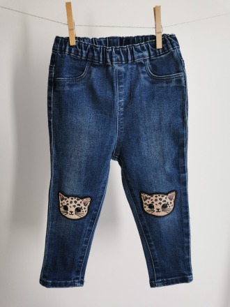 Skinny-Jeans mit Leo-Aufnähern - Größe 86 - H&amp;M