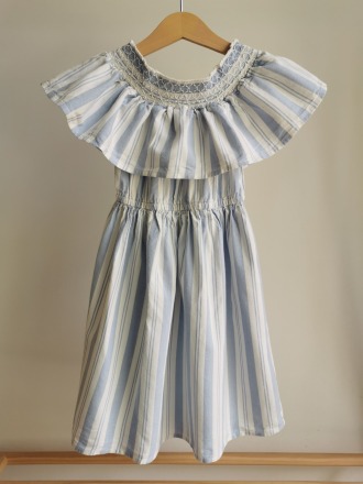 Kleid mit Volantkragen aus Bio-Baumwolle - Größe 134 - RESERVED