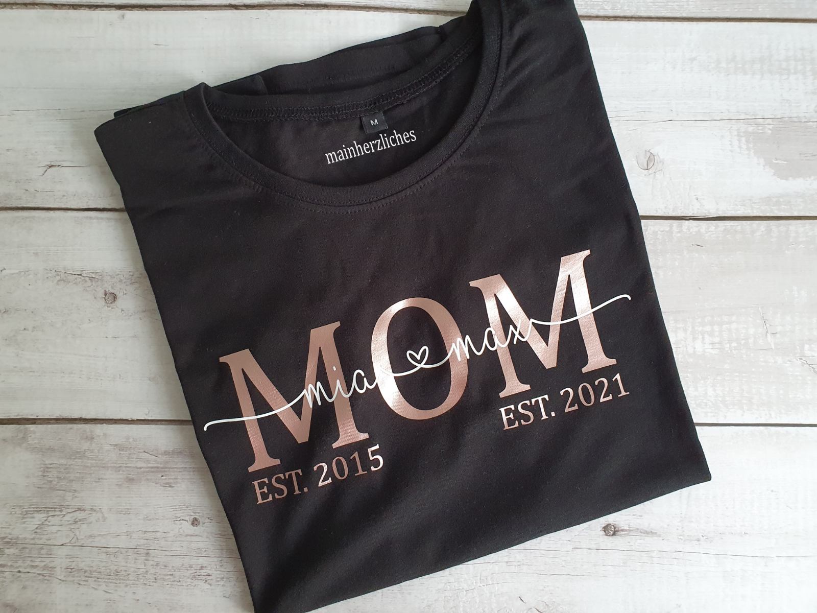 Damen T-Shirt MOM legere | EST. und Kindernamen 2
