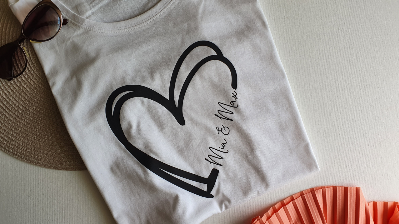 Personalisiertes Damen T-Shirt legere Herz | Mamashirt | Kindernamen 3
