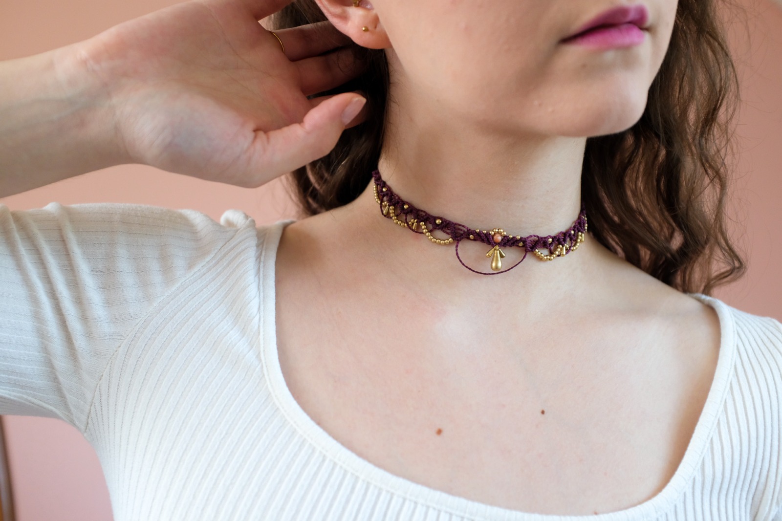 Makramee Choker mit Tropfen Anhänger und Edelstein 3