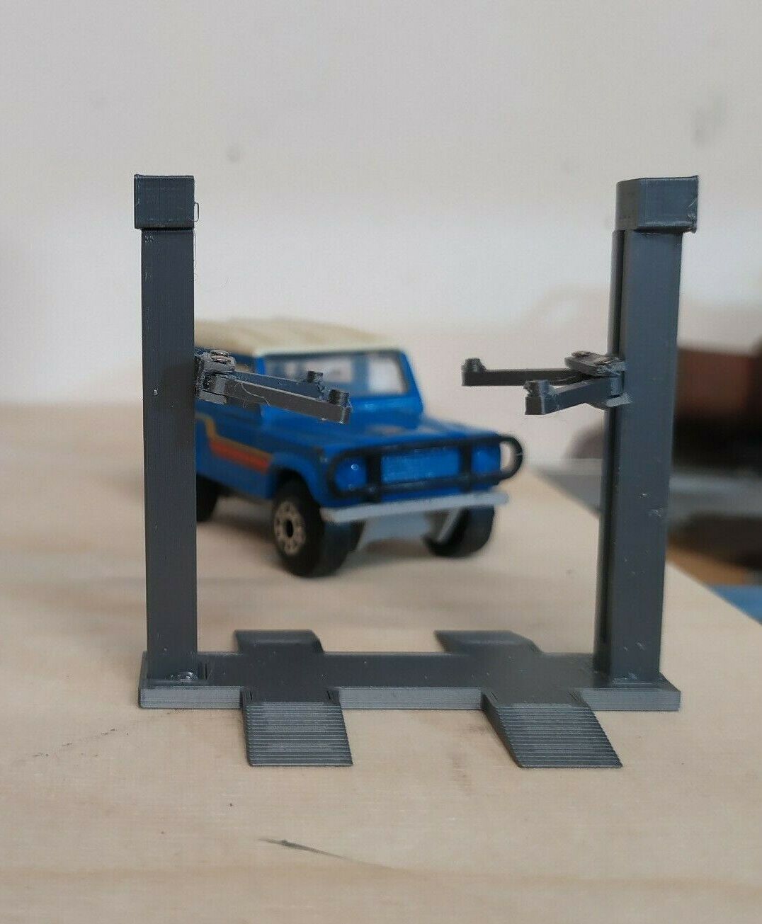 Hebebühne passend Für zB. Matchbox 1:64 1:62 Diorama Modellbau 2