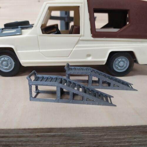 Auffahrrampe Rampe 1:18 Modellauto Modellbau Diorama Werkstatt 2