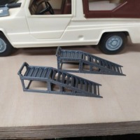 Auffahrrampe Rampe 1:18 Modellauto Modellbau Diorama Werkstatt 3