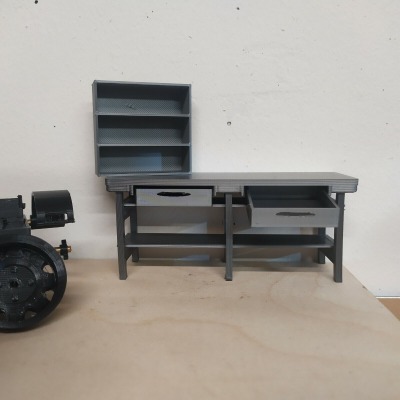 Werkstatt Werkbank mit 2 Schubladen + Regal 1:18 1:16 Diorama Modellbau