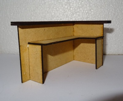 Modellbau Diorama Werkstatt Bar Empfangstresen Maßstab 1:18 Lasercut MDF